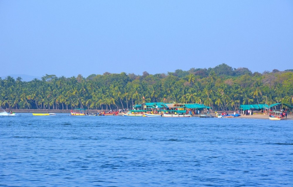 Tarkarli Beach